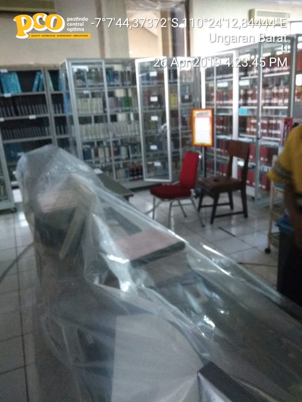 Kegiatan Fumigasi Perpustakaan Bagian Hukum Setda Kabupaten Semarang
