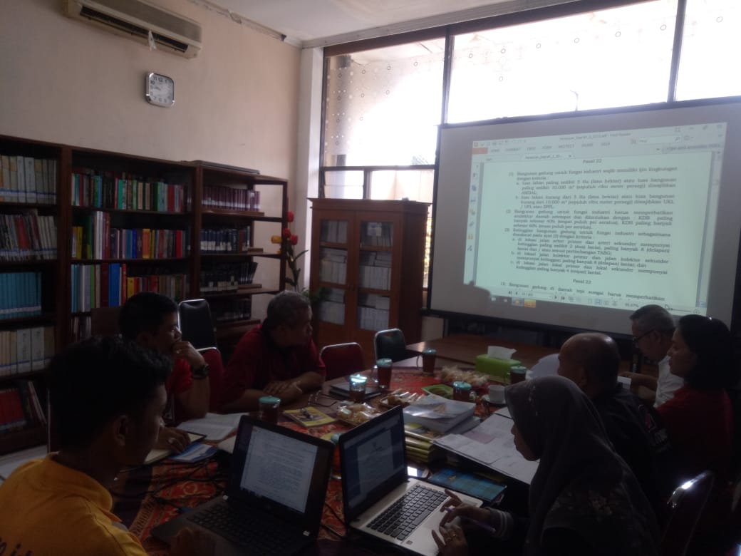 Rapat Evaluasi Peraturan Daerah Kabupaten Semarang Nomor 2 Tahun 2015 Tentang Bangunan Gedung