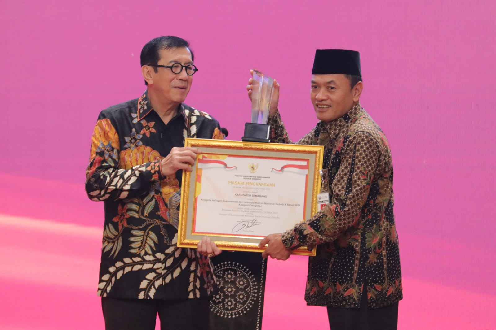Kabupaten Semarang Raih Peringkat 10 Terbaik Kategori Kabupaten dalam JDIHN Awards Tahun 2022