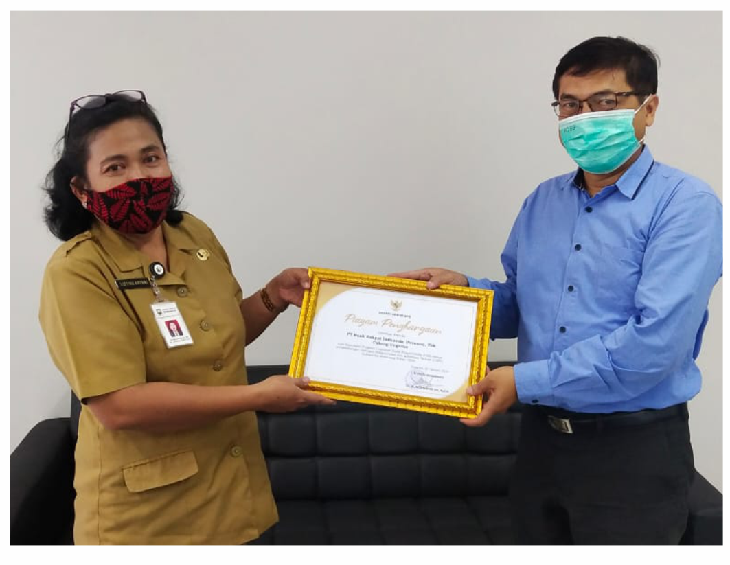 Penyerahan Piagam Penghargaan