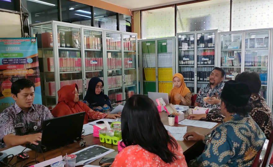 Rapat Koordinasi Membahas Permohonan Pendampingan Terkait Permasalahan Desa Pakis Kecamatan Bringin