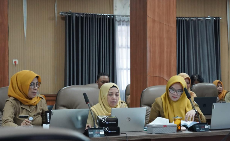 Pembahasan Raperda Tentang RPJMD Tahun 2025-2029 Bidang Ekonomi dan Prasarana Wilayah