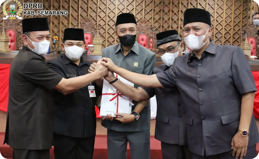 Rapat Paripurna Penyampaian Raperda Kabupaten Semarang