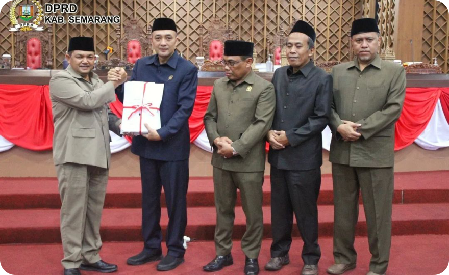 Rapat Paripurna Penyampaian Raperda Dan Pembentukan Panitia Khusus DPRD