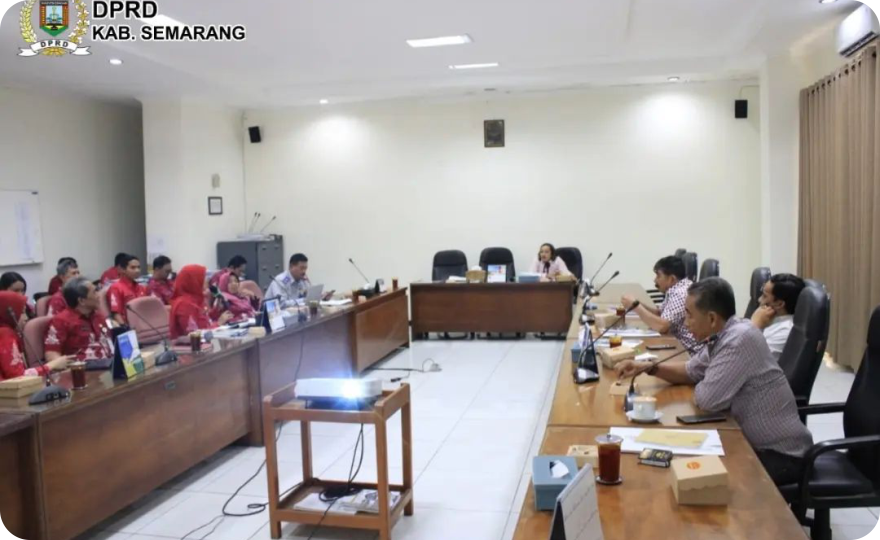 Pembahasan Pansus Non Raperda