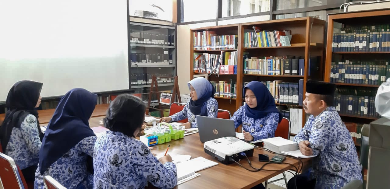 Rapat Evaluasi Peraturan Daerah Nomor 7 Tahun 2009 Tentang Penyelenggaraan Administrasi Kependudukan