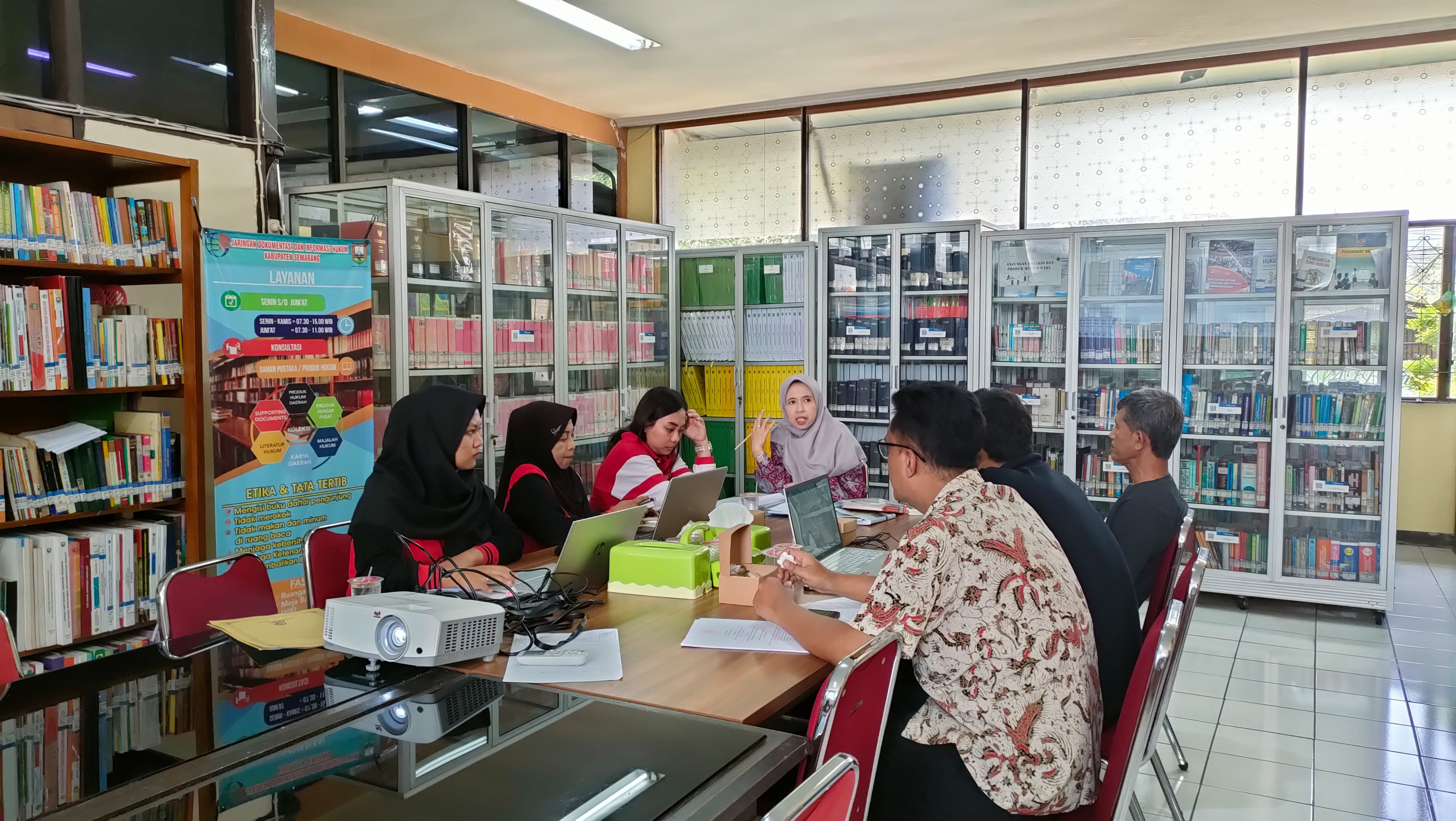 Harmonisasi Raperda tentang Pendirian, Penataan dan Pembinaan Pasar Rakyat, Pusat Perbelanjaan dan Toko Swalayan